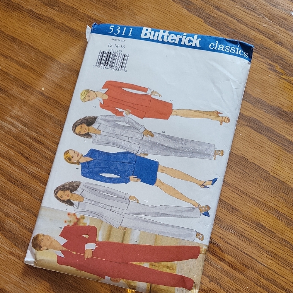Butterick Classics Sewing Pattern 5311